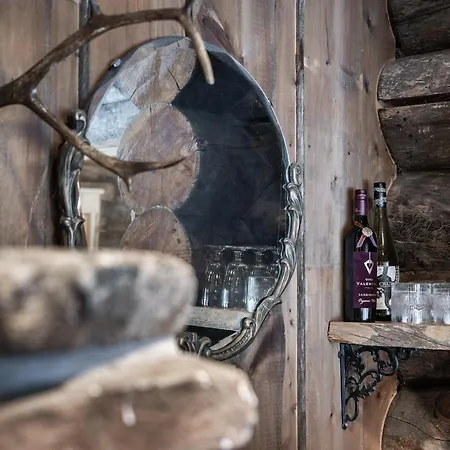 Mama Bear - Near By The Slopes And Village アパート